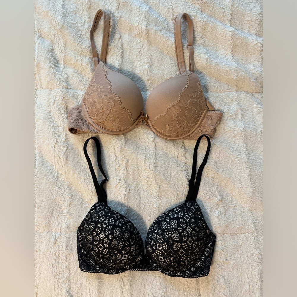 TWO VICTORIA’S SECRET PUSH UP BRAS 32B!!!